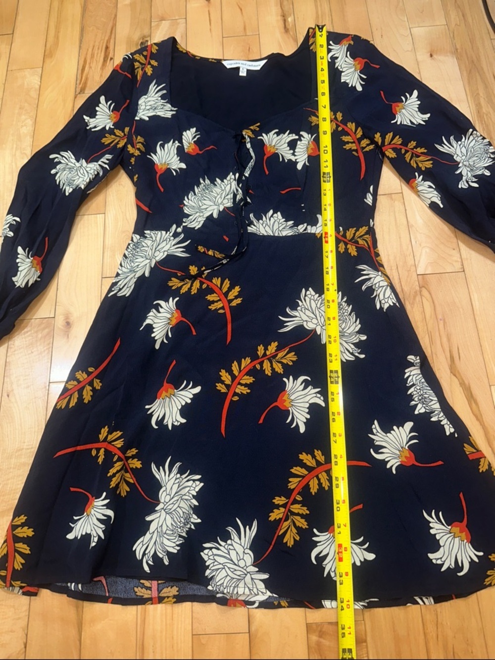 cupcakes & cashmere Navy Floral Tie-Front Long Sleeve Dress - Picture 4 of 9